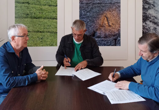 O Concello de San Sadurniño e a Casa do Mel reeditan o seu acordo de colaboración anual